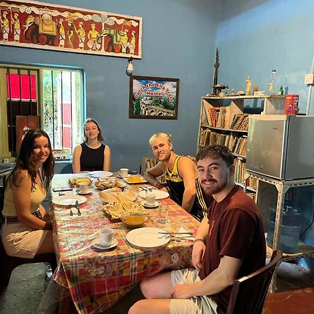 Catch The Ella Train Hostel 康提 外观 照片